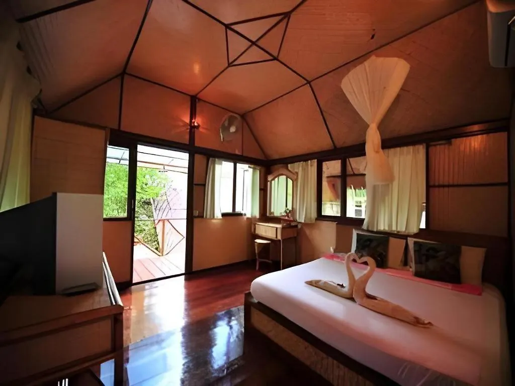Phi Phi Ingphu Viewpoint Hotel