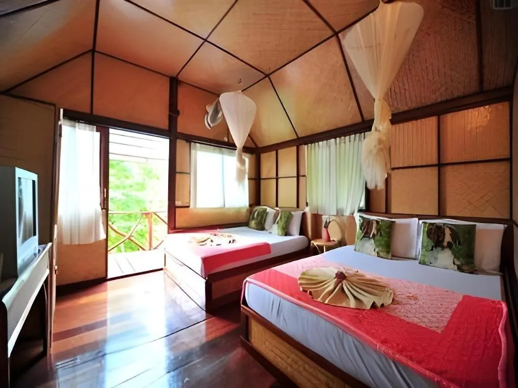 **  Phi Phi Ingphu Viewpoint Hotel תאילנד